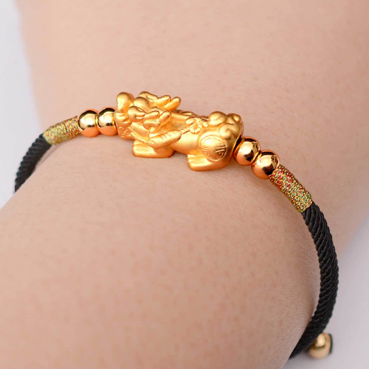 Pixiu-Red-bracelet_0dc46953-8a55-4ac9-a7b7-be637af9ec64.jpg
