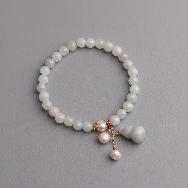 LightGreenJadeWuLouAmuletBracelet2.jpg