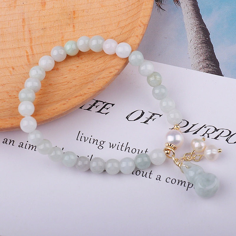 LightGreenJadeWuLouAmuletBracelet4.jpg