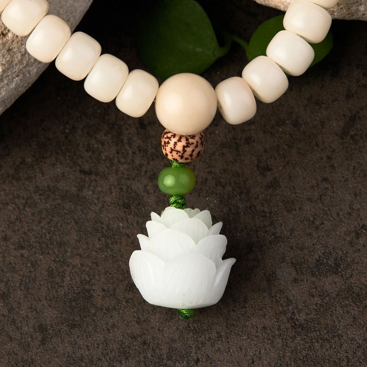 WhiteJadeBodhiSeedMala-108BeadsBracelet_Necklace-01.jpg